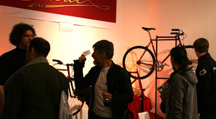 study-of-Iride-USA-n-satisfied-customer-at-the-bicycle-trade-show-New-York-City-Iride-urban-bikes-by-gemmati-velocipedi-cool-nyc-trade-show-iride-bicycles-booth-side-view